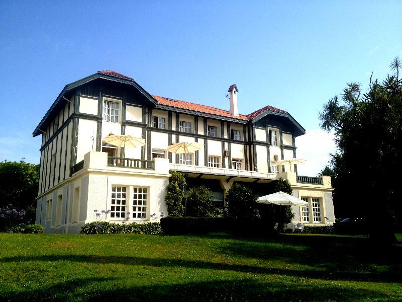 Carolinas Garden Guest house