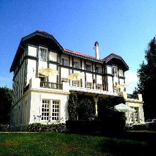 Carolinas Garden Guest house Santander